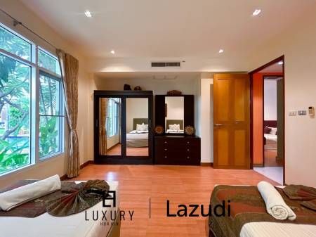 Blue Lagoon: 2 Bed 2 Bath Pool Access Condo