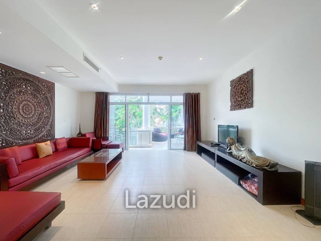 Blue Lagoon: 2 Bedroom Pool View Condo