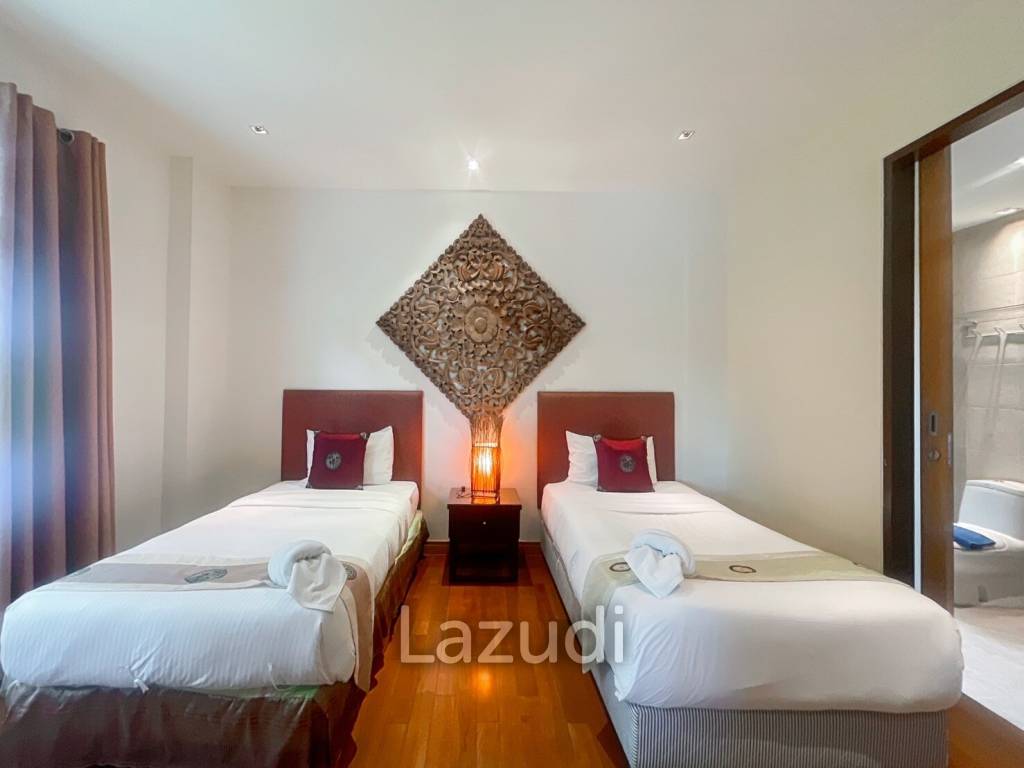 Blue Lagoon: 2 Bedroom Pool View Condo