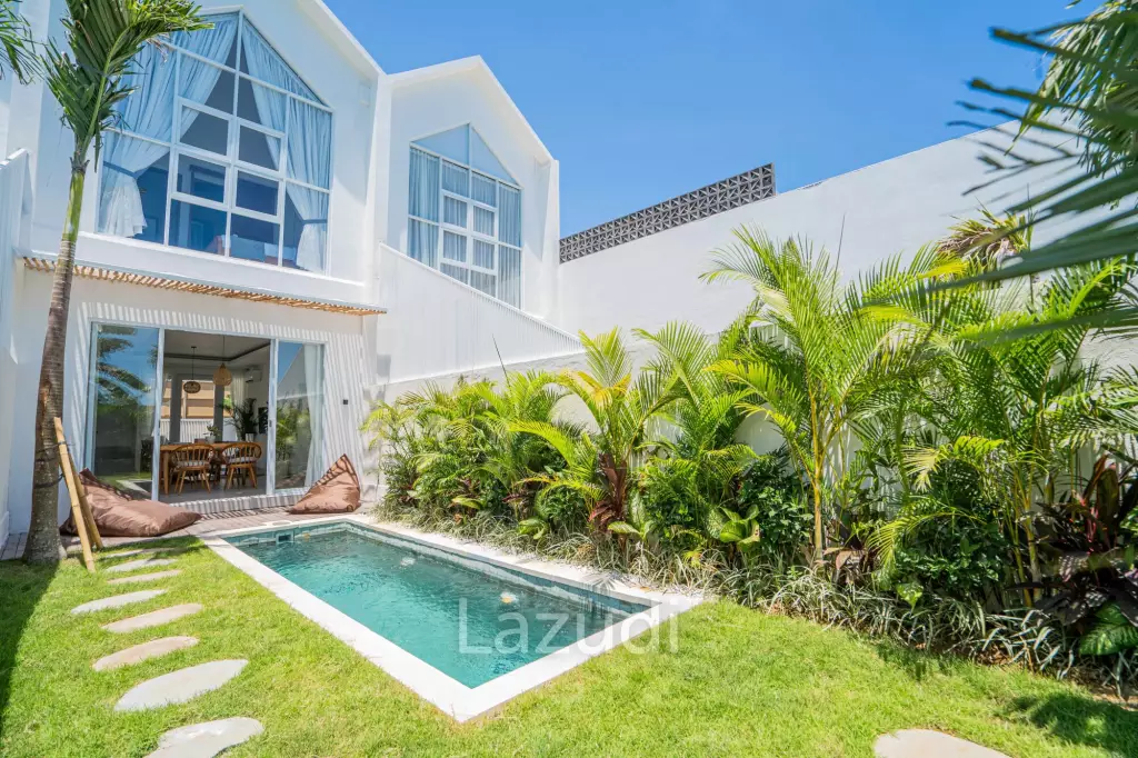 MODERN TWO-BEDROOM VILLA WITH STUNNING RICE FIELD VIEWS