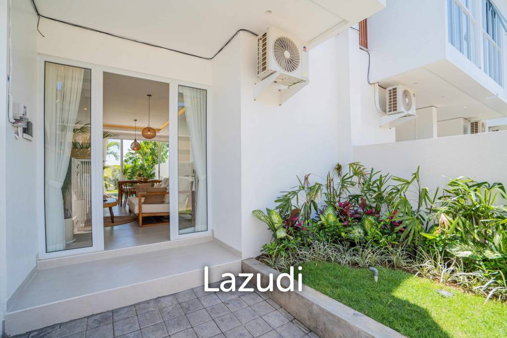 MODERN TWO-BEDROOM VILLA WITH STUNNING RICE FIELD VIEWS