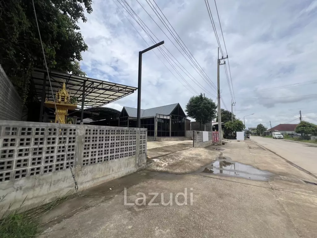 ขายบ้าน 2 ห้องนอนพร้อมอาคารหน้าร้านใน ต.ริมกก เชียงราย
