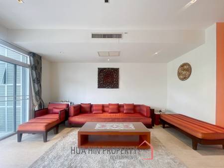Blue Lagoon: 2 Bed 2 Bath Pool View Condo