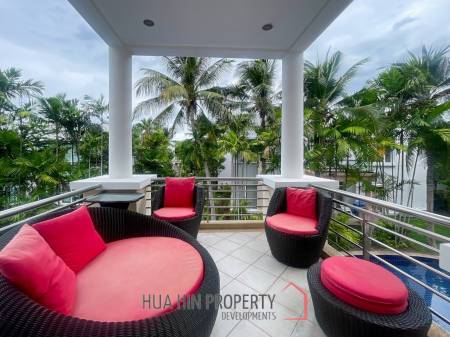 Blue Lagoon: 2 Bed 2 Bath Pool View Condo