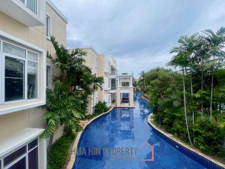 Blue Lagoon: 2 Bed 2 Bath Pool View Condo