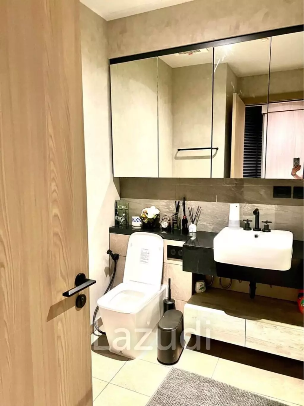 2 Bedroom 2 Bathroom 85 SQ.M The Lofts Asoke
