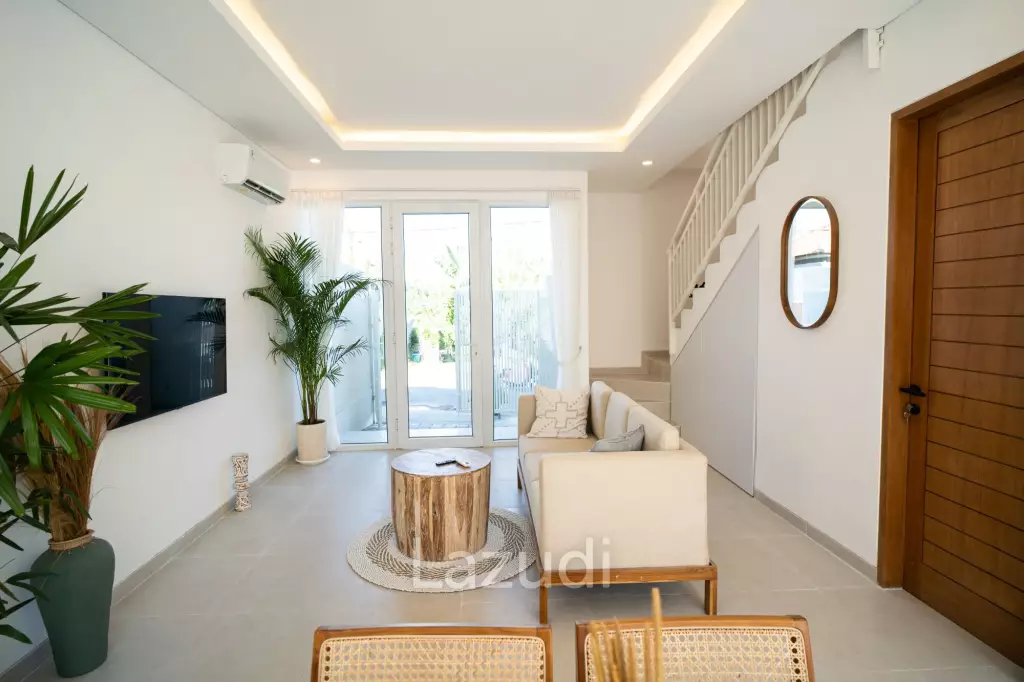 MODERN TWO-BEDROOM VILLA WITH PRIVATE POOL IN PERERENAN