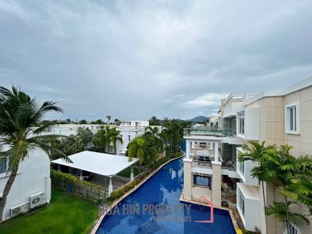 Blue Lagoon: 2 Bedroom Condo With Pool And Mountain Views