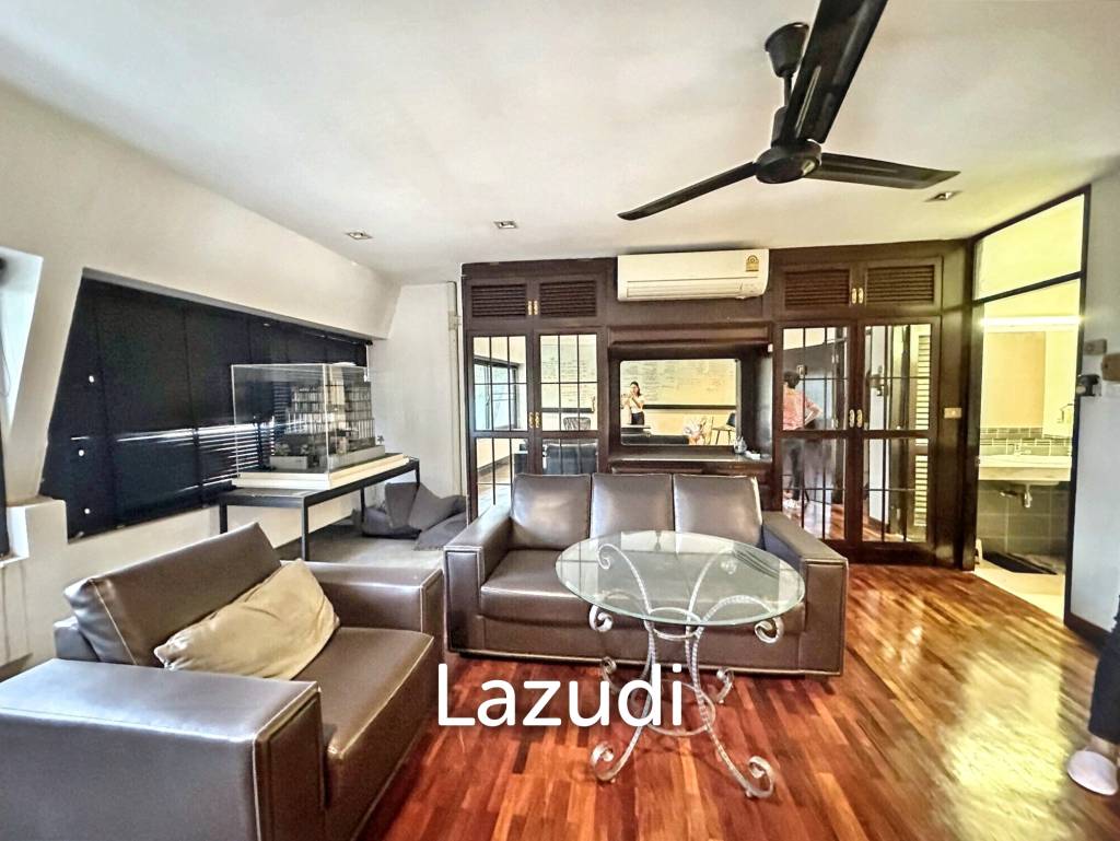 3 Bed 4 Bath 320 SQ.M Townhouse in Yenakart