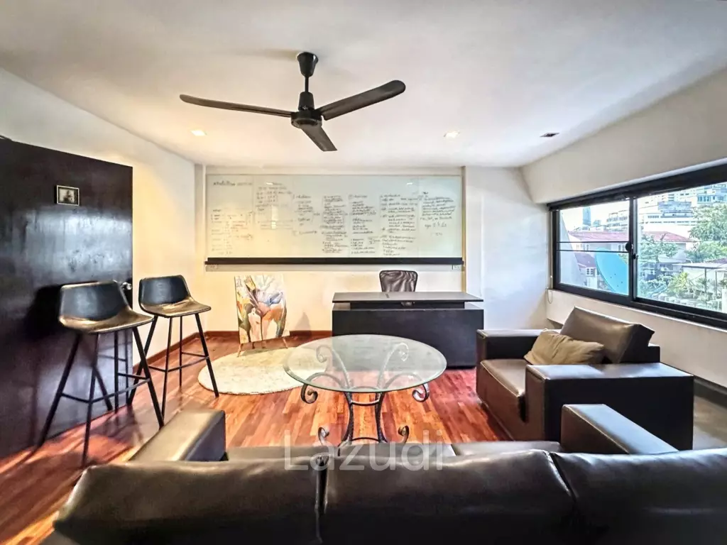 3 Bed 4 Bath 320 SQ.M Townhouse in Yenakart