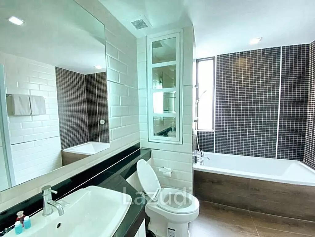1 Bedroom 1 Bathroom 94 SQ.M Nantiruj Tower