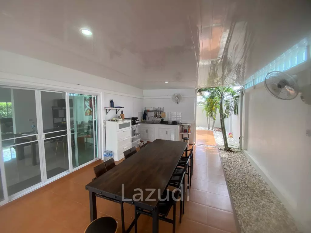 Emerald Scenery: 2 Bedroom with Roof Terrace!