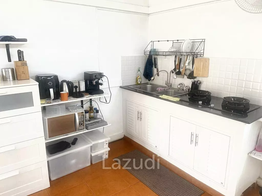 Emerald Scenery: 2 Bedroom with Roof Terrace!
