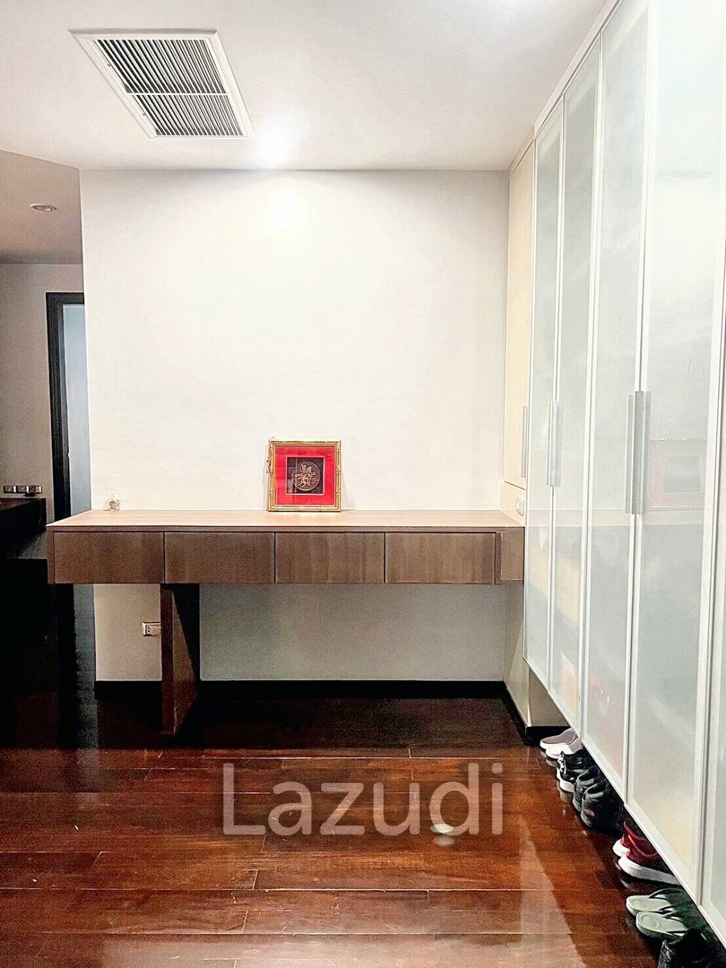 3 Bed 3 Bath 140 SQ.M The Height condominium