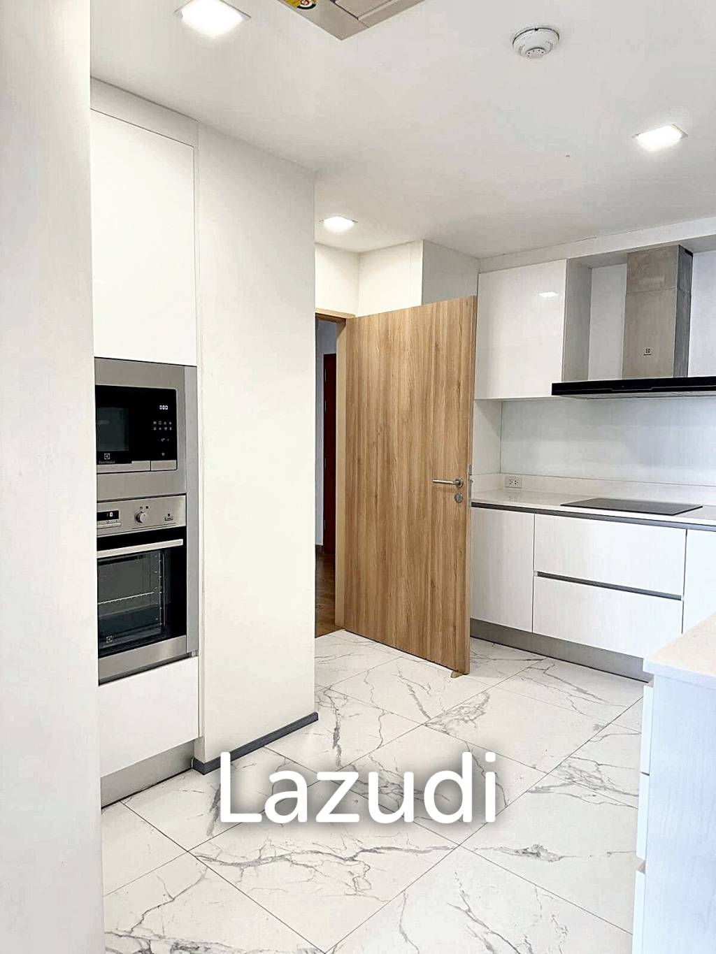 3 Bedroom 3 Bathroom 260 SQ.M La Cascade