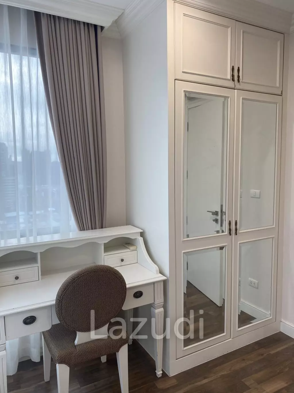 2 Bed 2 Bath 75 SQ.M The Room Sukhumvit 62