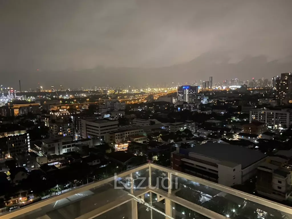 2 Bed 2 Bath 75 SQ.M The Room Sukhumvit 62