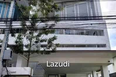 Ultra Luxury Home Office for Sale in Ladphrao 35