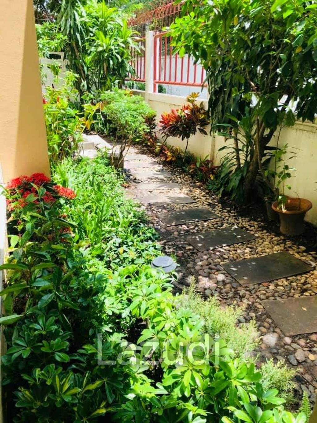 4 Bed Detached House at Sukhumvit 31