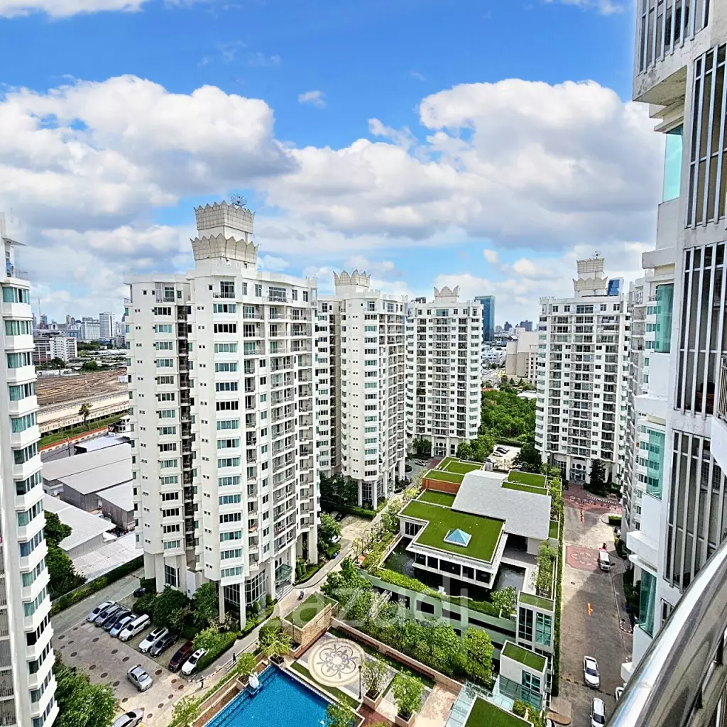 3 Bed 3 Bath 124 SQ.M Supalai Wellington 1