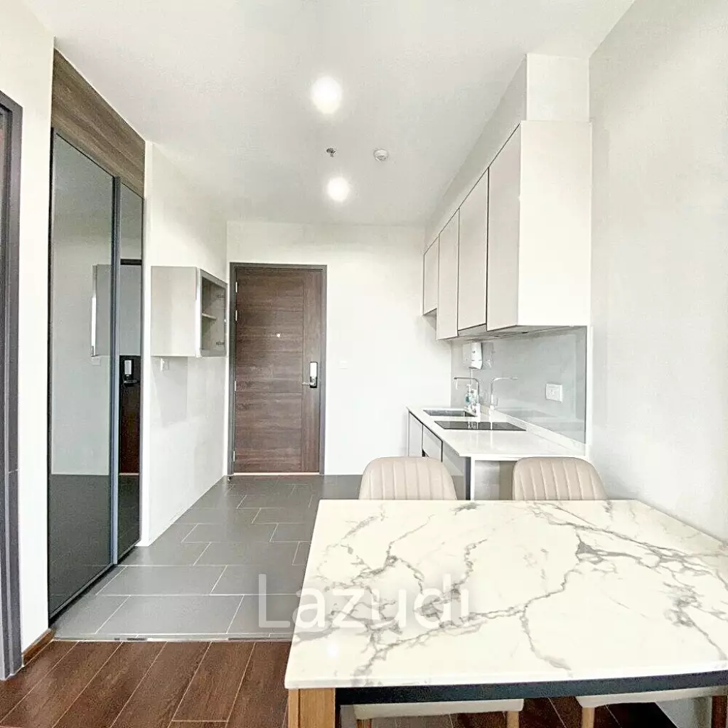 1 Bedroom 1 Bathroom 34 SQ.M at C Ekkamai