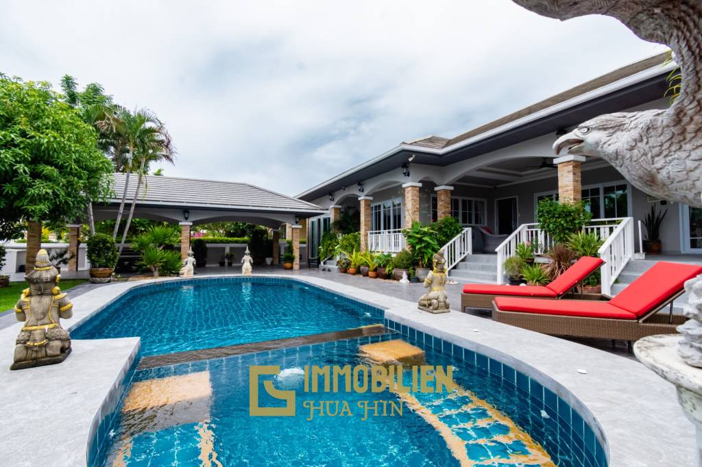 Luxury 3/4 bed pool villa close to Cha'am beach