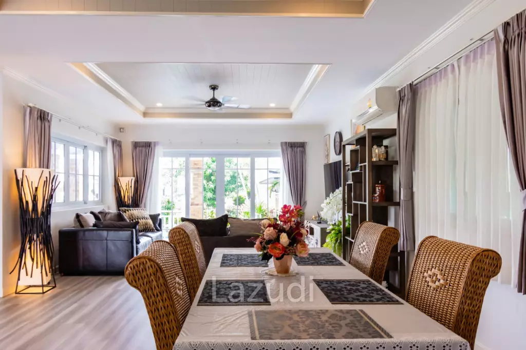 Luxury 3/4 bed pool villa close to Cha'am beach