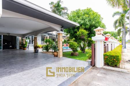 Luxury 3/4 bed pool villa close to Cha'am beach