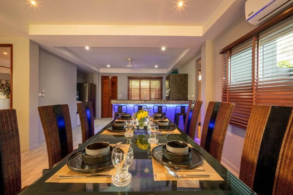 Modern 5 Bedroom Villa with Exceptional Amenities in Soi Saiyuan, Rawai