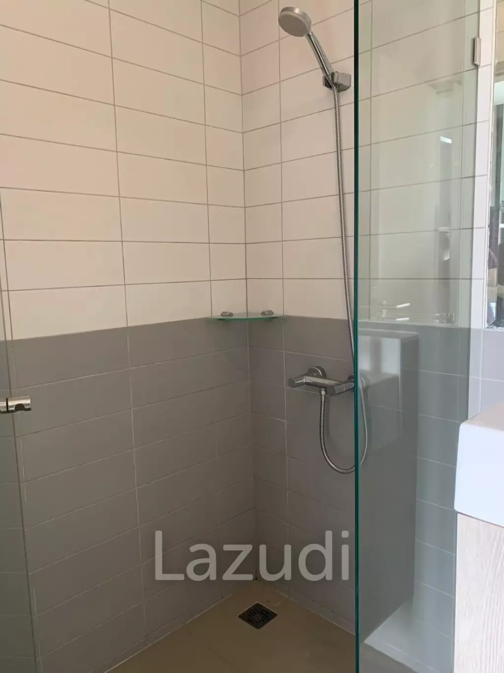 Studio 1 Bath 21 SQ.M Ideo Mobi Phayathai