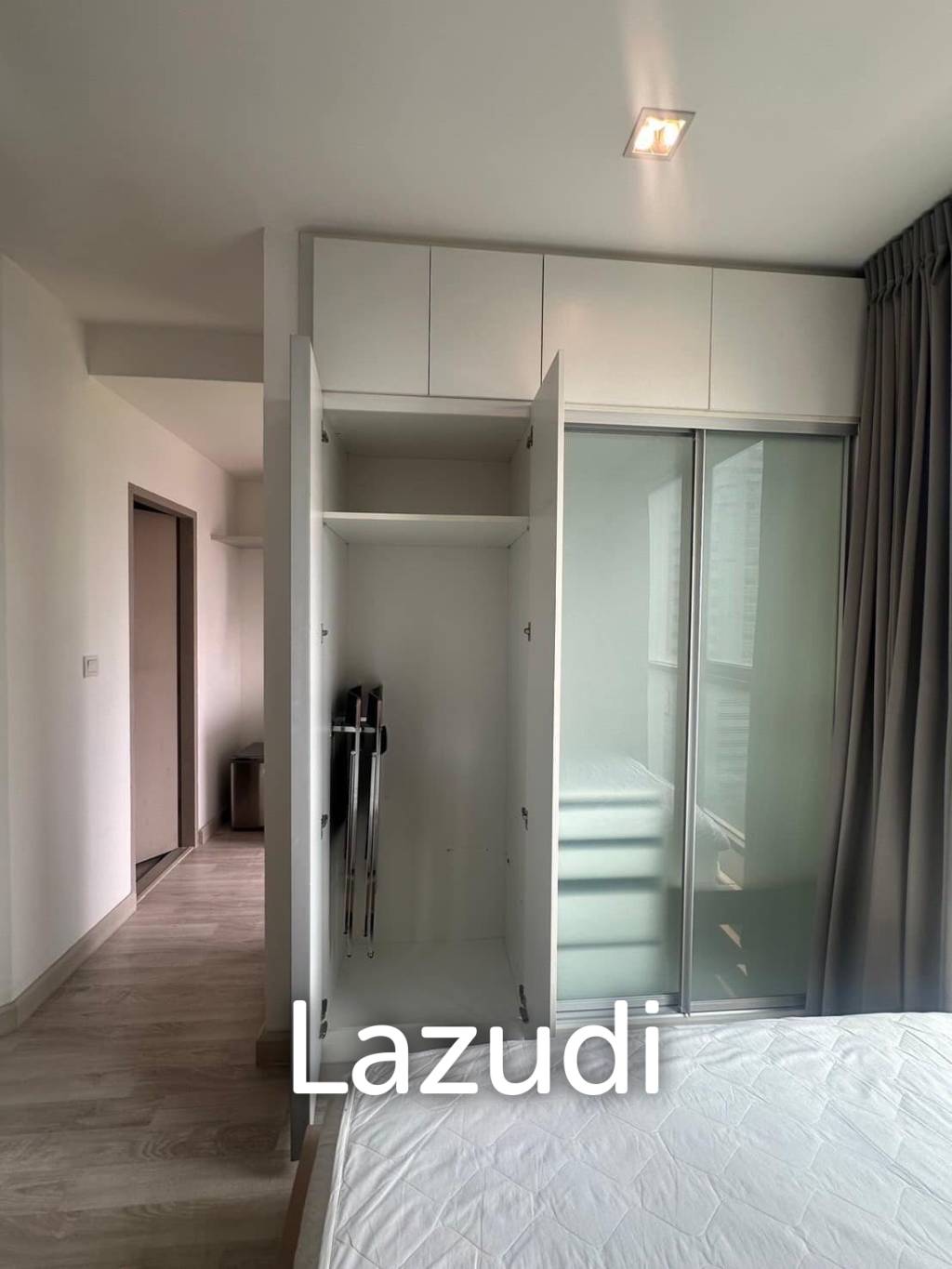 Studio 1 Bath 21 SQ.M Ideo Mobi Phayathai