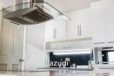1 Bed 1 Bath 74 SQ.M Baan Sathorn Chaopraya