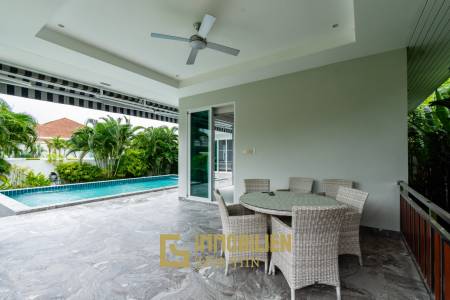 Woodlands Residence : 3 bed pool villa on a large corner plot