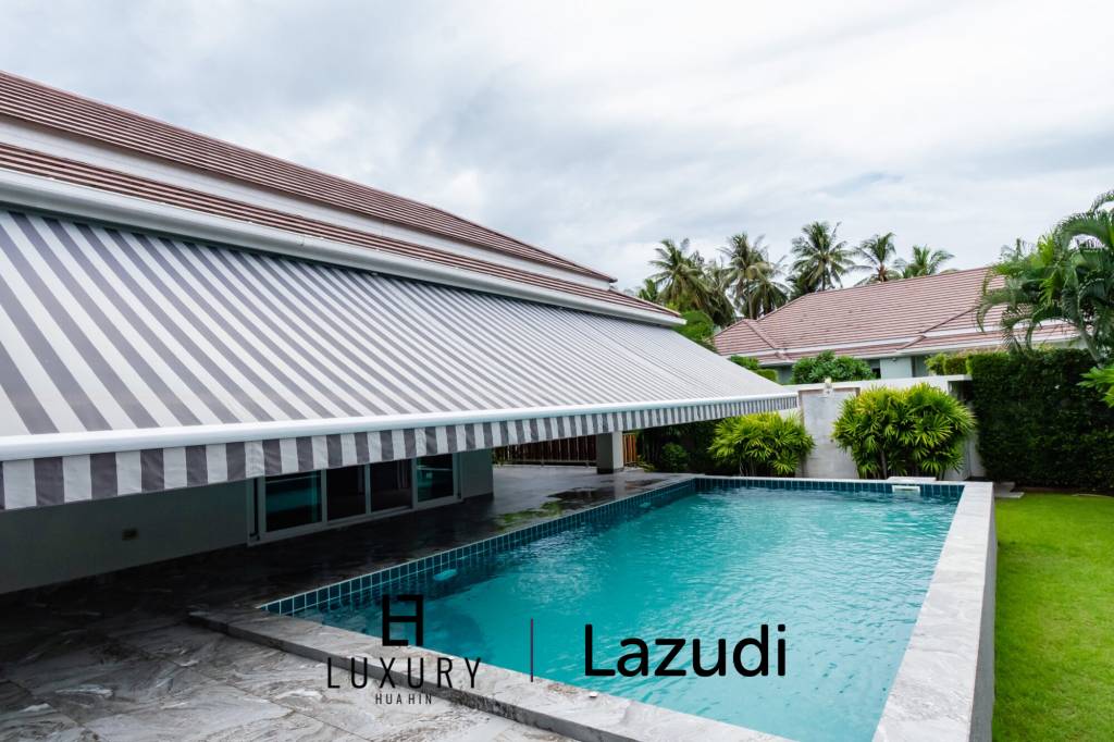 Woodlands Residence : 3 bed pool villa on a large corner plot