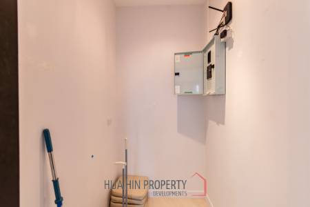 Woodlands Residence : 3 bed pool villa on a large corner plot