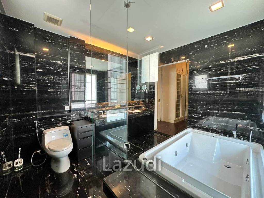 4 Bedroom 5 Bathroom 496 SQ.M Narasiri Bangna