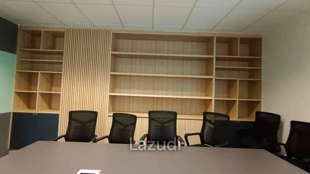Newly Renovated Luxury Office Space for rent in Phayathai
