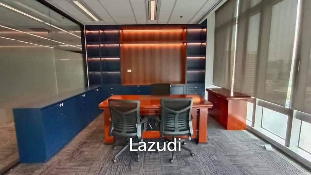 Newly Renovated Luxury Office Space for rent in Phayathai