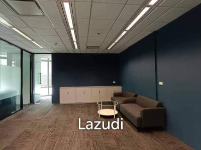 Newly Renovated Luxury Office Space for rent in Phayathai