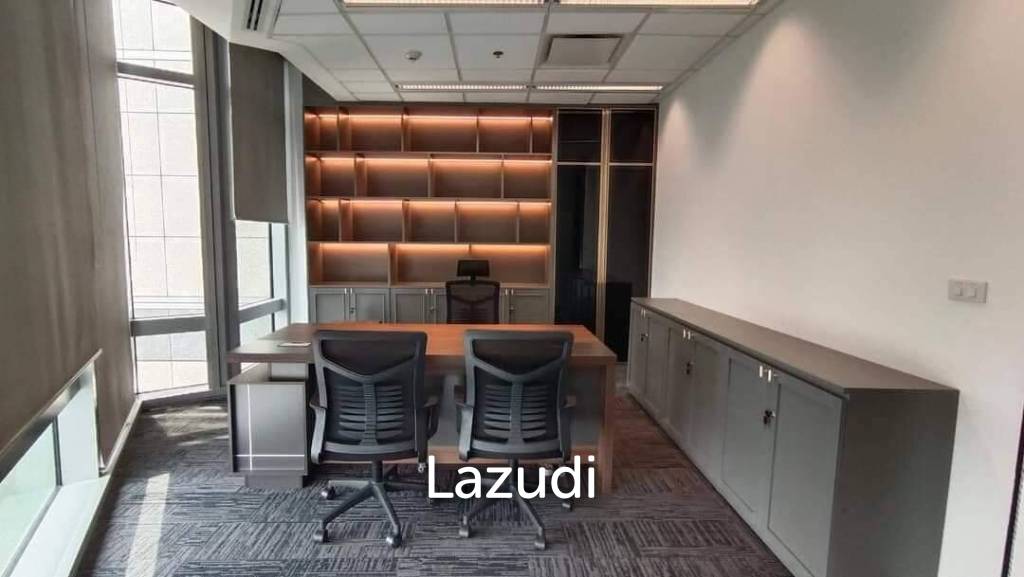 Newly Renovated Luxury Office Space for rent in Phayathai