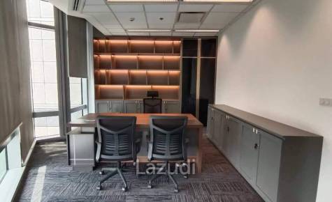 Newly Renovated Luxury Office Space for rent in Phayathai