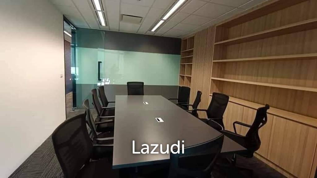Newly Renovated Luxury Office Space for rent in Phayathai