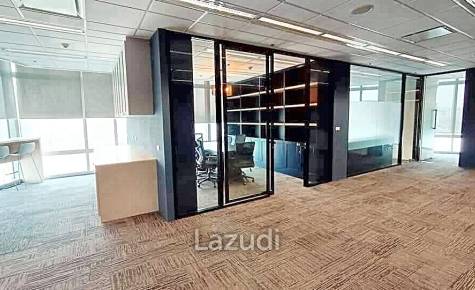 Newly Renovated Luxury Office Space for rent in Phayathai