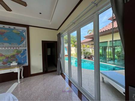 Spacious Villa for Rent in Bangtao - 3 Bedrooms, Private Garden And  Pool