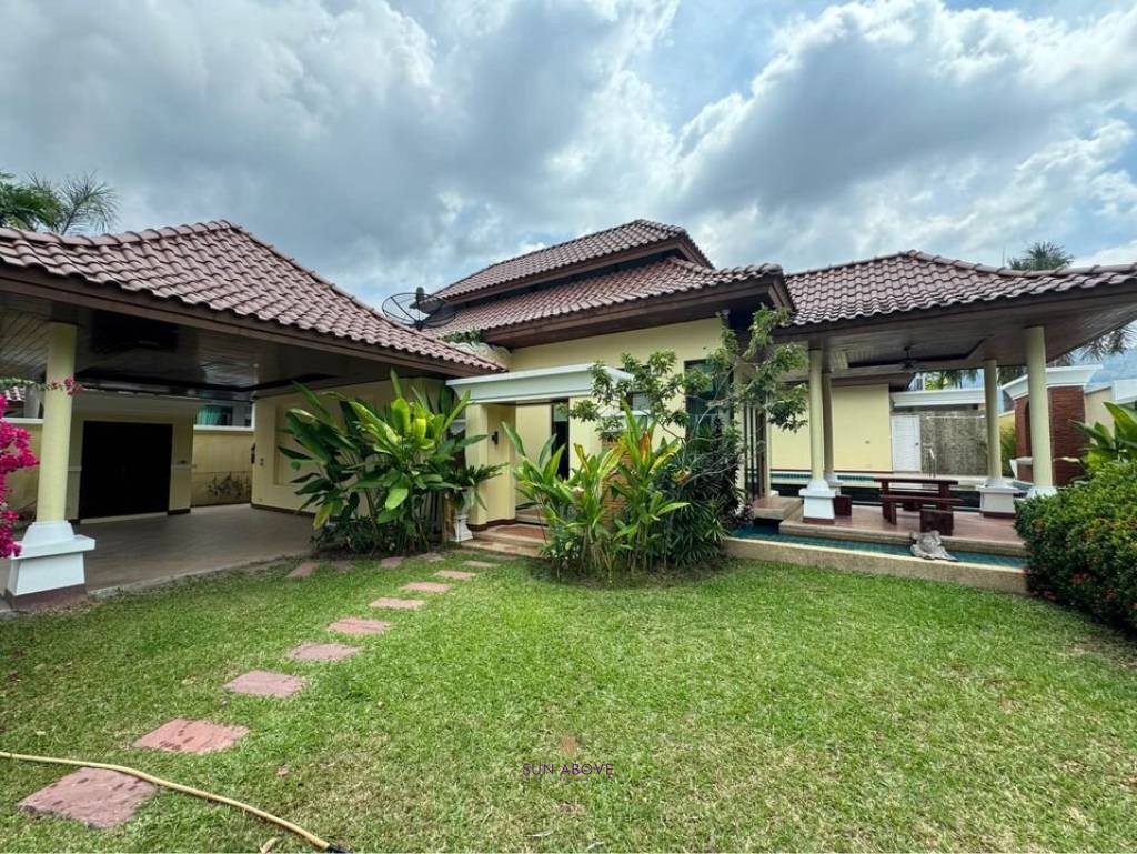 Spacious Villa for Rent in Bangtao - 3 Bedrooms, Private Garden And  Pool