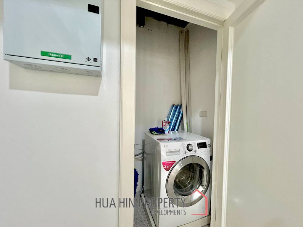 Royal Princess: Luxurious 4 Bed Beachfront Condo