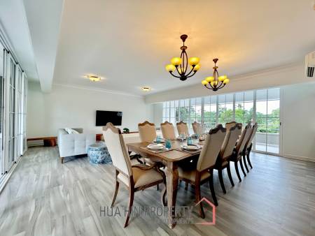 Royal Princess: Luxurious 4 Bed Beachfront Condo