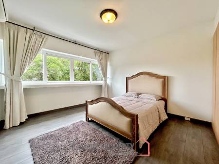 Royal Princess: Luxurious 4 Bed Beachfront Condo