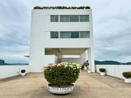 Royal Princess: Luxurious 4 Bed Beachfront Condo