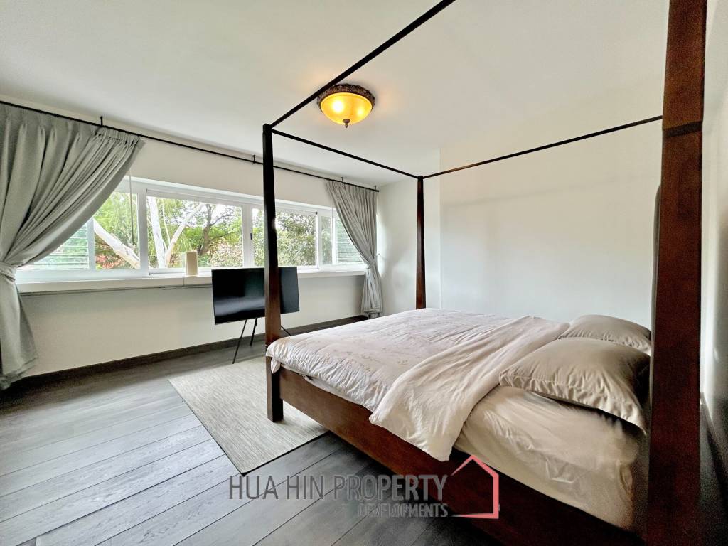 Royal Princess: Luxurious 4 Bed Beachfront Condo